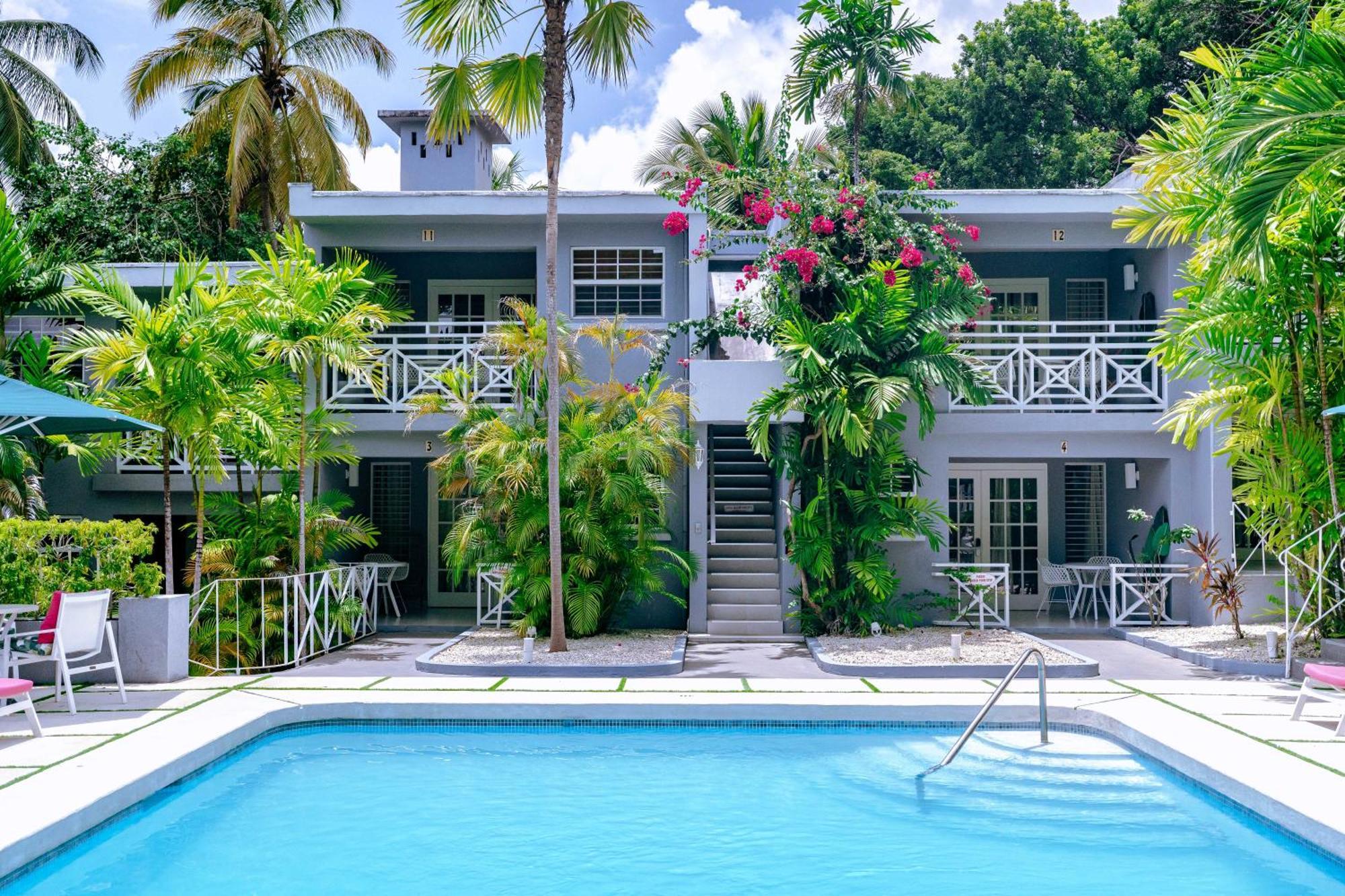 The Palms Resort Saint James Exterior photo